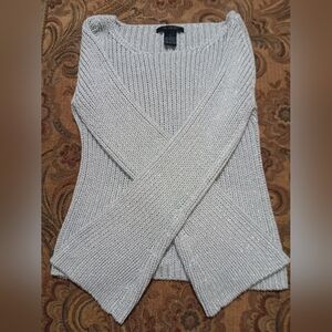 THE LIMITED SWEATER.  SIZE M